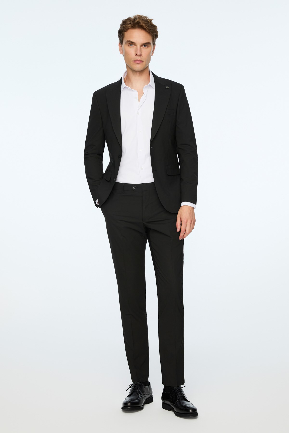 Morven Erkek Siyah Poliviskon Basic Düz Slim Fit Sivri Yaka Takım Elbise