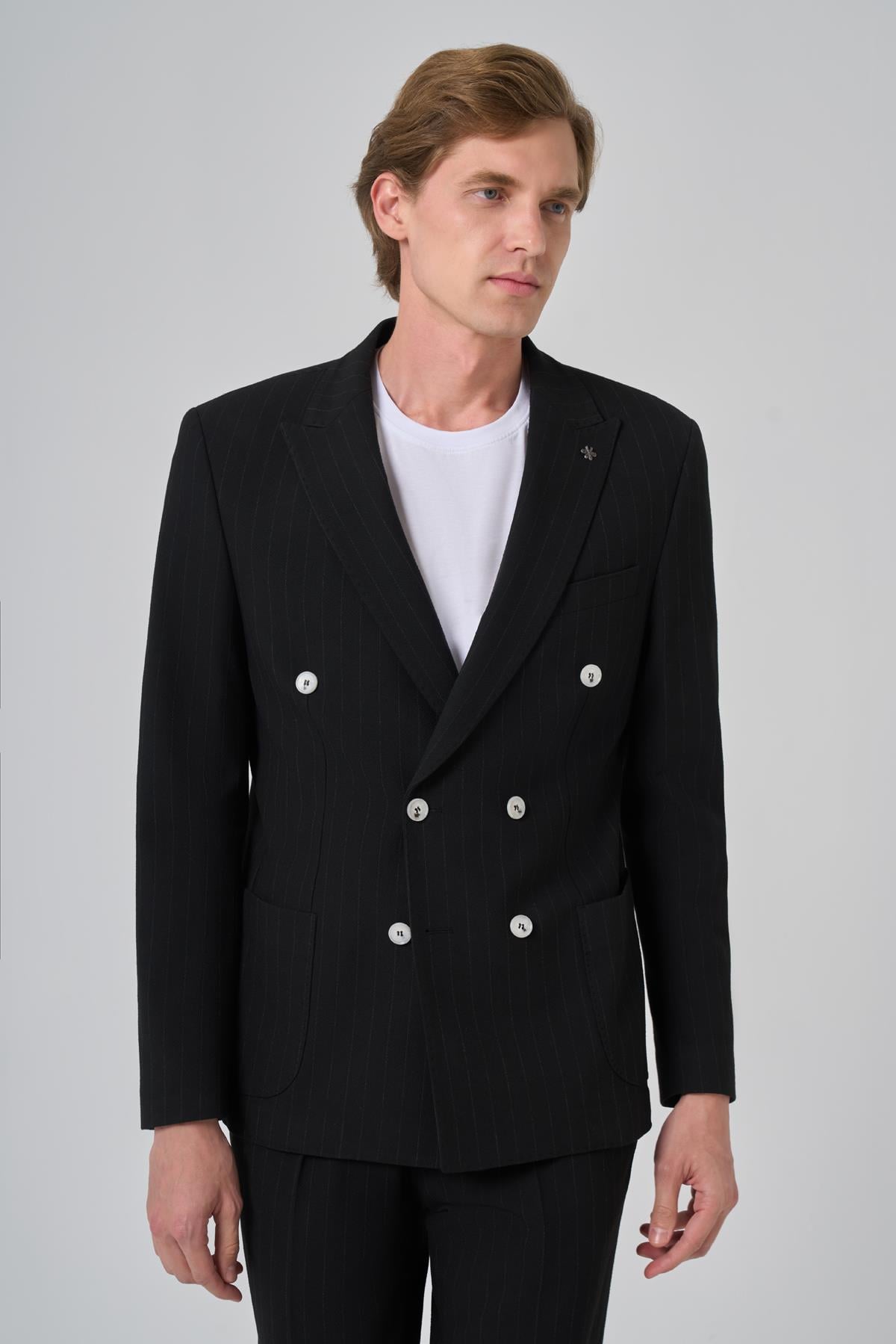 Morven Erkek Siyah Poliviskon Trend Çizgili Slim Fit Sivri Yaka Kruvaze Takım Elbise