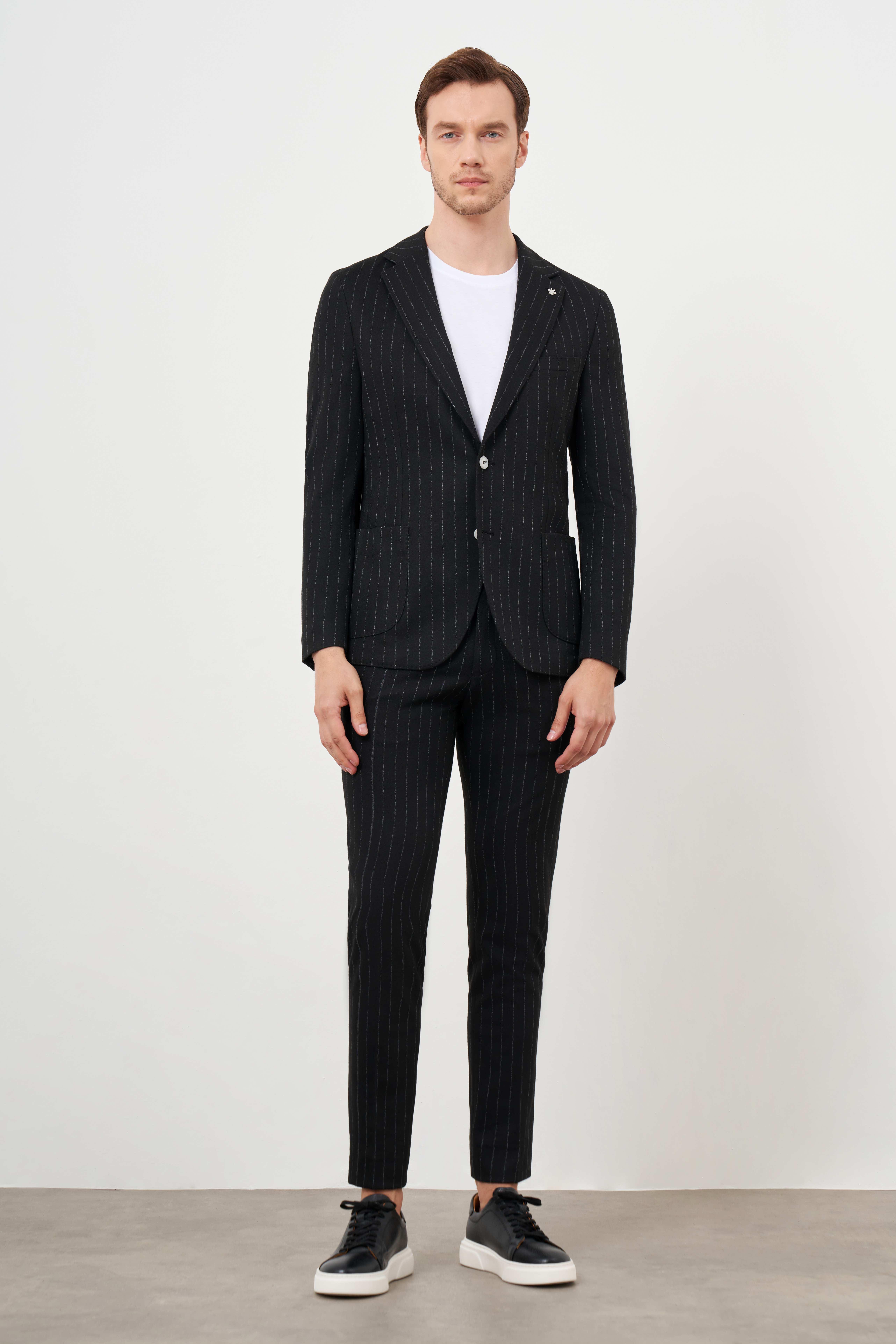 Morven Erkek Siyah Poliviskon Trend Çizgili Desen Slim Fit Mono Yaka Takım Elbise