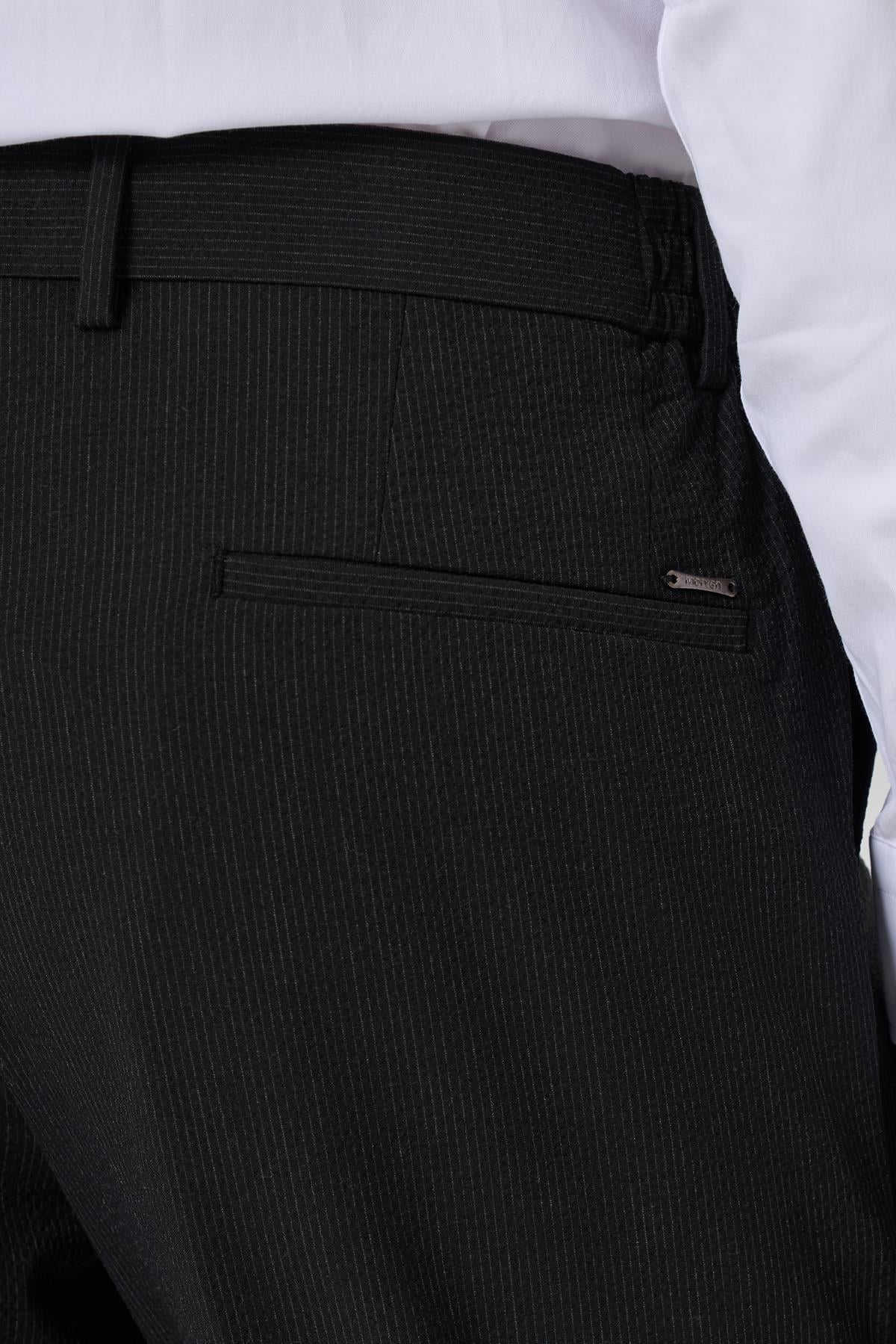 Morven Erkek Siyah Poliviskon Trend Çizgili Slim Fit Jogger Pantolon