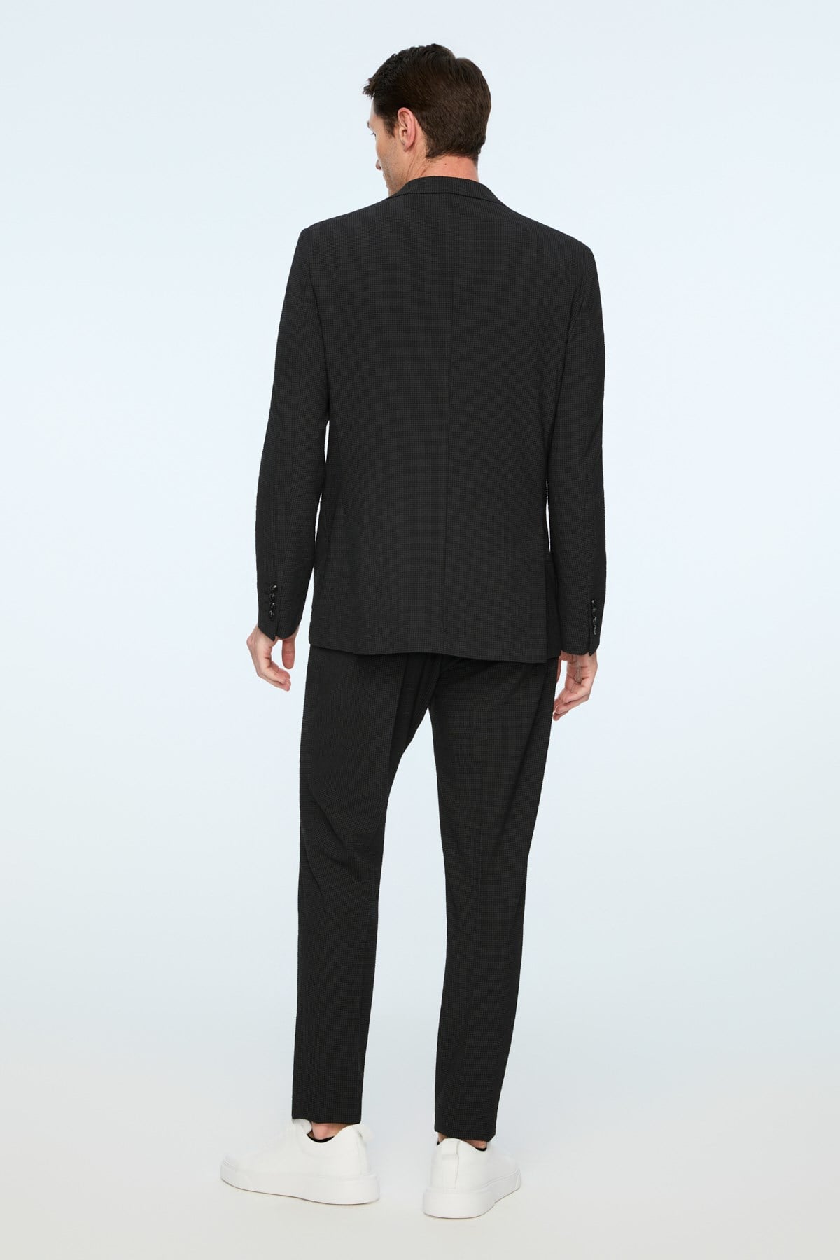Morven Erkek Siyah Poliviskon Trend Pitikare Slim Fit Sivri Yaka Takım Elbise