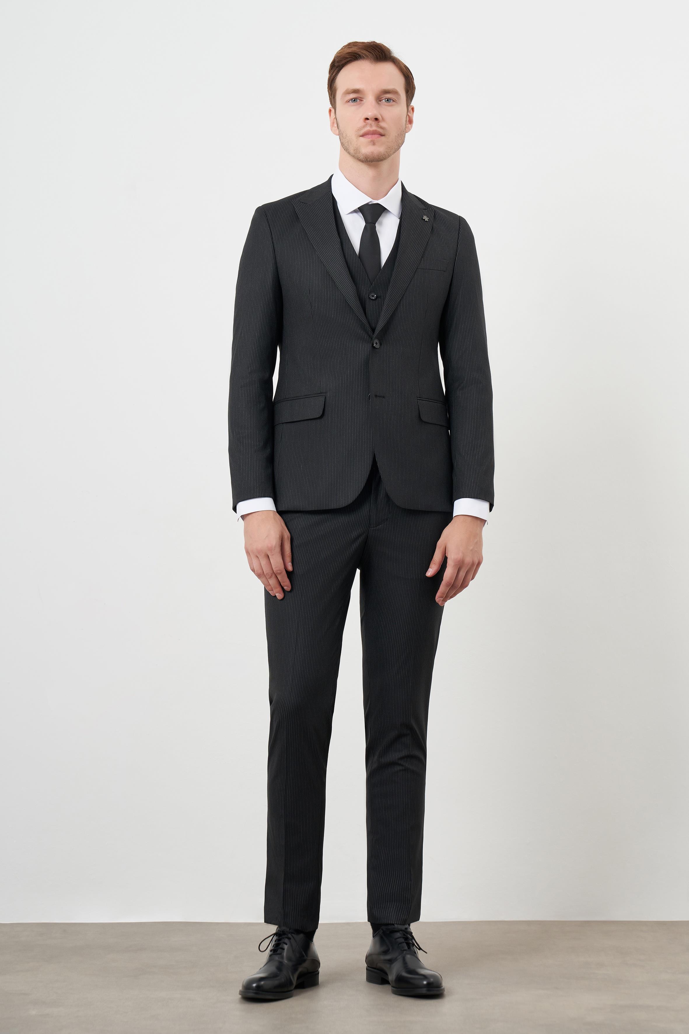 Morven Erkek Siyah Poliviskon Trend Yelekli Çizgili Desen Slim Fit  Sivri Yaka Takım Elbise