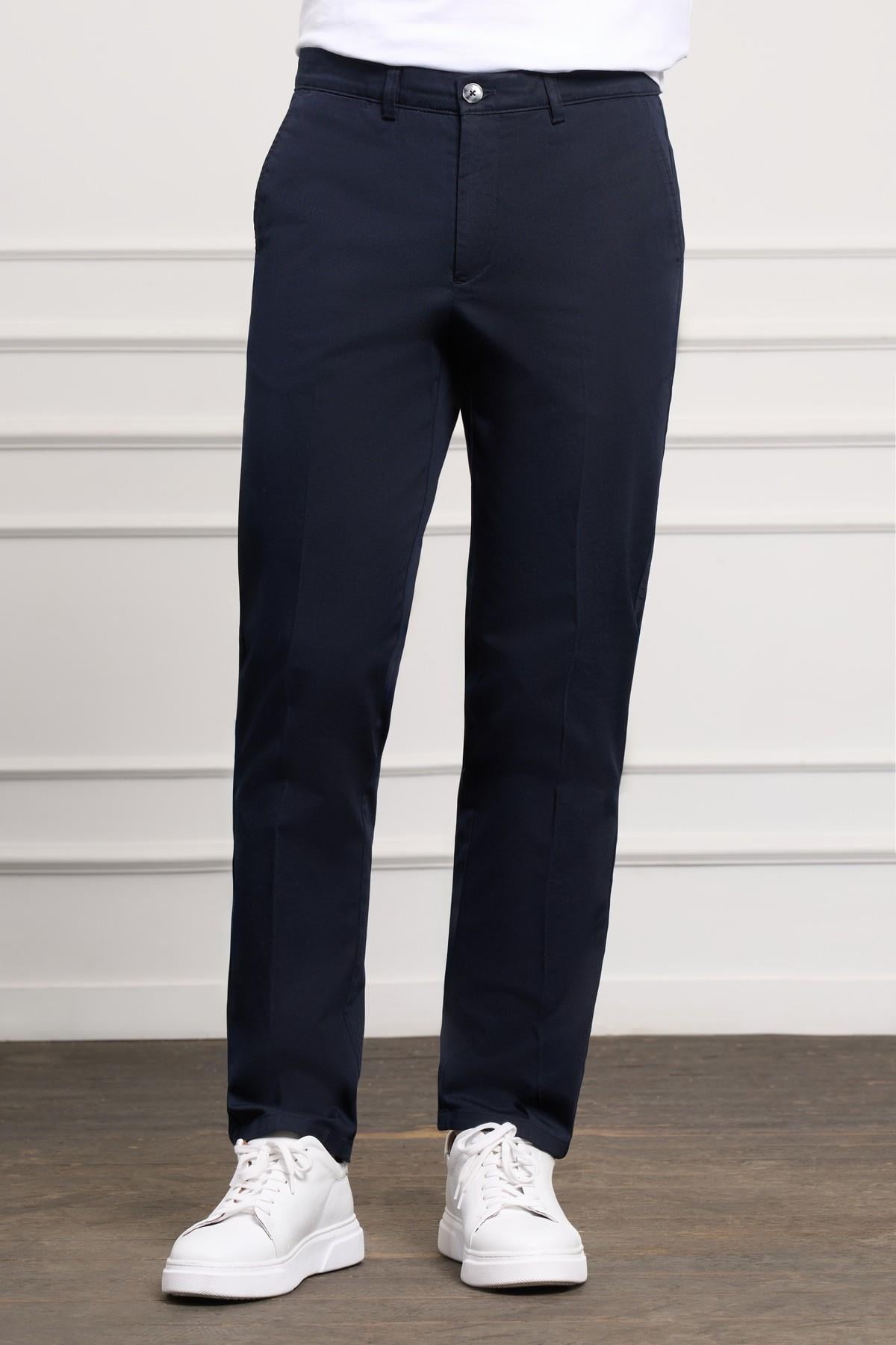 Siyah Slim Fit Dar Kesim Yan Cep Bağcıklı Jogger Erkek Pantolon