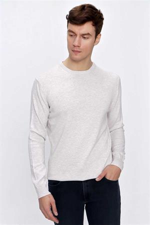 Bej Basic Dinamik Fit Rahat Kesim Bisiklet Yaka Triko Kazak