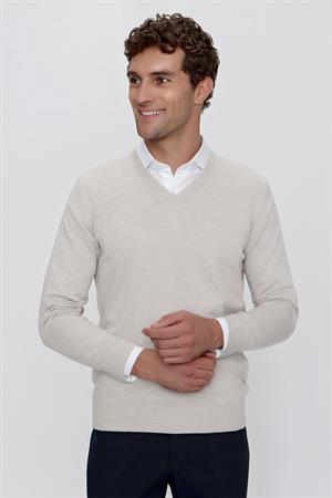 Bej Basic Dinamik Fit Rahat Kesim V Yaka Triko Kazak