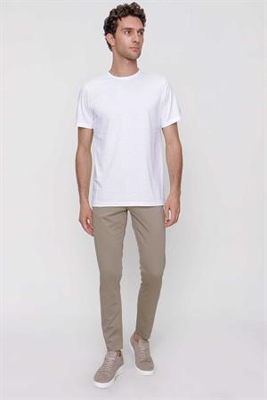 Erkek Beyaz Basic Düz %100 Pamuk Bisiklet Yaka Slim Fit Dar Kesim Kısa Kollu Tişört
