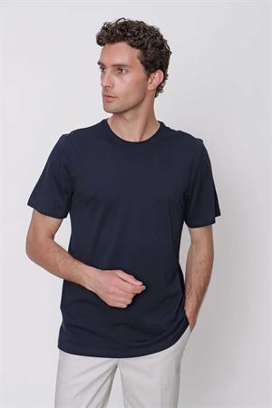 Erkek Lacivert Basic Düz %100 Pamuk Bisiklet Yaka Slim Fit Dar Kesim Kısa Kollu Tişört