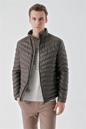 Haki Su İtici Rüzgar Geçirmez Dynamic Fit Rahat Kesim Şişme Mont