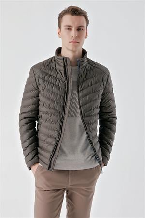 Haki Su İtici Rüzgar Geçirmez Dynamic Fit Rahat Kesim Şişme Mont