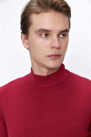 Kırmızı Basic Dinamik Fit Rahat Kesim Yarım Balıkçı Yaka Triko Kazak