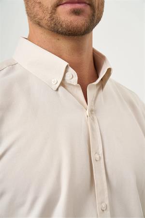 Kremrengi Düğmeli Yaka Kolay Ütülenebilir Oxford Pamuklu Slim Fit Gömlek