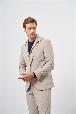 Morven Erkek Bej Polyamide Torba Cep Kapüşonlu Slim Fit Mono Yaka Spor Takım Elbise