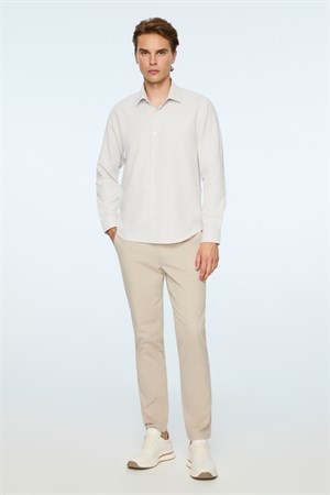 Morven Erkek Bej Polyester Trend Desenli Dynamic Fit Sert Yaka Gömlek