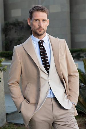 Morven Erkek Bej Yünlü Dynamic Fit Sivri Yaka Kaban