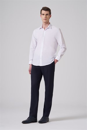 Morven Erkek Beyaz Basic Regular Fit Sert Yaka Gömlek