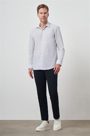 Morven Erkek Beyaz Pamuk Trend Slim Fit Sert Yaka Gömlek