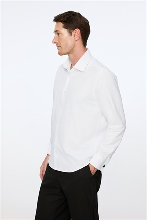 Morven Erkek Beyaz Trend Dynamic Fit Sert Yaka Gömlek