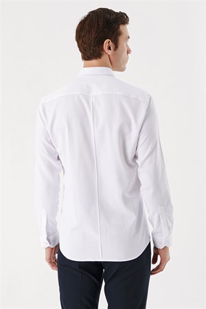 Morven Erkek Beyaz Trend Jakar Desen Düğmeli Yaka Slim Fit Gömlek