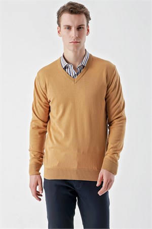 Morven Erkek Camel Basic V Yaka Dynamic Fit Rahat Kesim Triko