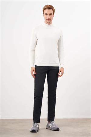 Morven Erkek Ekru Basic Yarım Balıkçı Yaka Dynamic Fit Rahat Kesim Triko