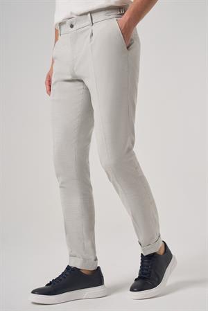Morven Erkek Gri Trend Pileli Slim Fit Pantolon