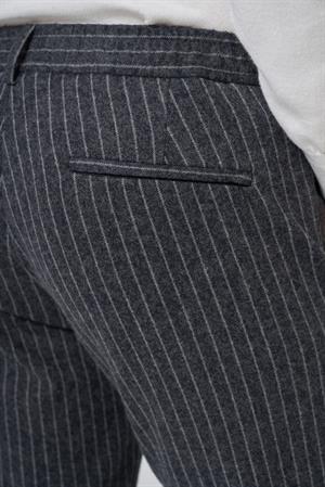 Morven Erkek Gri Trend Slim Fit Lastikli Fermuarlı Pantolon