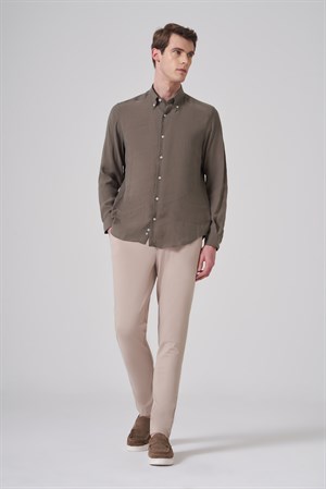 Morven Erkek Haki Dynamic Fit Düğmeli Yaka Gömlek Modal