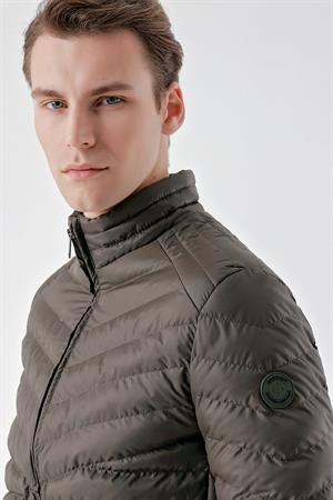 Morven Erkek Haki Su İtici Rüzgar Geçirmez Dynamic Fit Rahat Kesim Şişme Mont