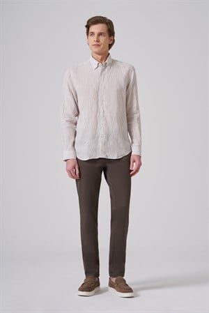Morven Erkek KAHVE Keten Trend Çizgili Dynamic Fit Düğmeli Yaka Gömlek
