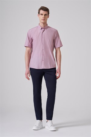 Morven Erkek Kırmızı Trend Regular Fit Düğmeli Yaka Kısa Kol Gömlek