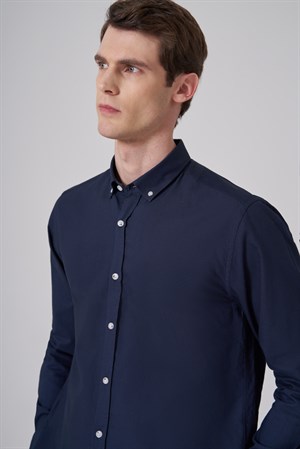 Morven Erkek KOYU LACİVERT Pamuk Trend Düz Dynamic Fit Düğmeli Yaka Gömlek