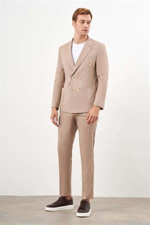 Morven Erkek Kremrengi Keten Trend Kruvaze Slim Fit Sivri Yaka Takım Elbise