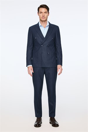 Morven Erkek Lacivert Keten Trend Çizgili Slim Fit Sivri Yaka Kruvaze Takım Elbise