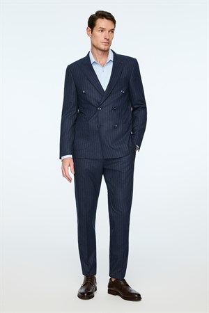 Morven Erkek Lacivert Keten Trend Çizgili Slim Fit Sivri Yaka Kruvaze Takım Elbise