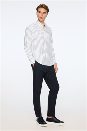 Morven Erkek Lacivert Pamuk Trend Çizgili Dynamic Fit Düğmeli Yaka Gömlek