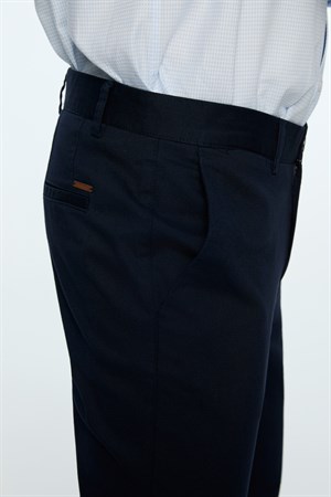 Morven Erkek Lacivert Pamuk Trend Düz Slim Fit Chino Pantolon