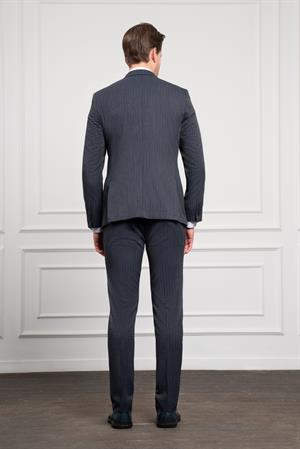 Morven Erkek Lacivert Trend Slim Fit Dar Kesim Sivri Yaka Kruvaze Takım Elbise