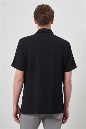 Morven Erkek Siyah Apaş Yaka Kısa Kol Gömlek