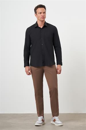 Morven Erkek Siyah Basic Düz Desen Cepli Sert Yaka Regular Fit Gömlek