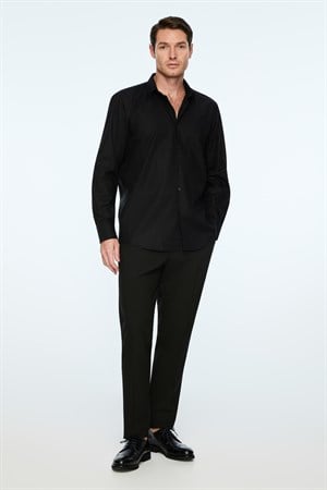 Morven Erkek Siyah Basic Regular Fit Sert Yaka Gömlek