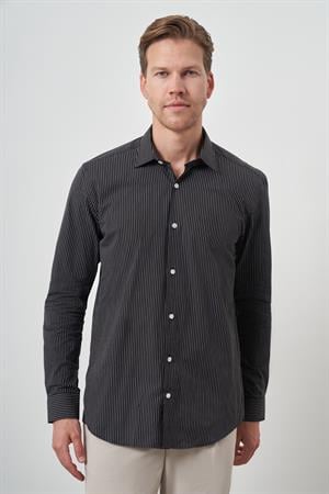 Morven Erkek Siyah Pamuk Trend Slim Fit Sert Yaka Gömlek