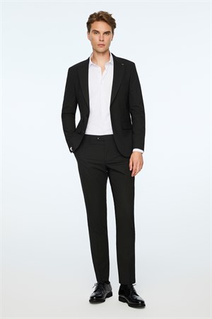 Morven Erkek Siyah Poliviskon Basic Düz Slim Fit Sivri Yaka Takım Elbise