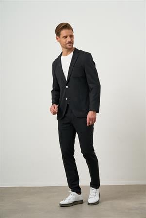 Morven Erkek Siyah Poliviskon Trend Çizgili Desen Slim Fit Mono Yaka Takım Elbise