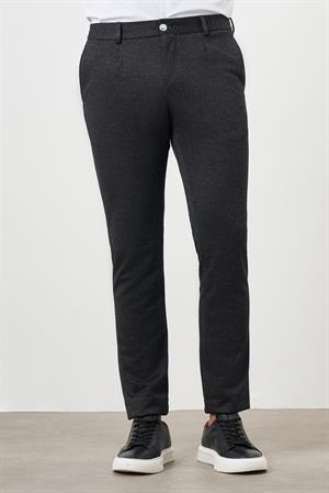 Morven Erkek Siyah Poliviskon Trend Pileli Slim Fit Spor Pantolon