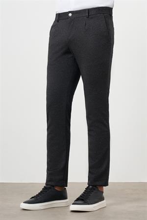 Morven Erkek Siyah Poliviskon Trend Pileli Slim Fit Spor Pantolon