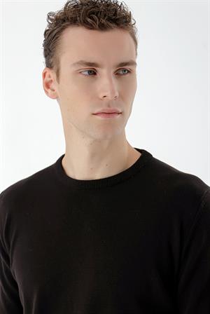 Siyah Basic Dinamik Fit Rahat Kesim Bisiklet Yaka HEDİYE KUTULU Triko Kazak