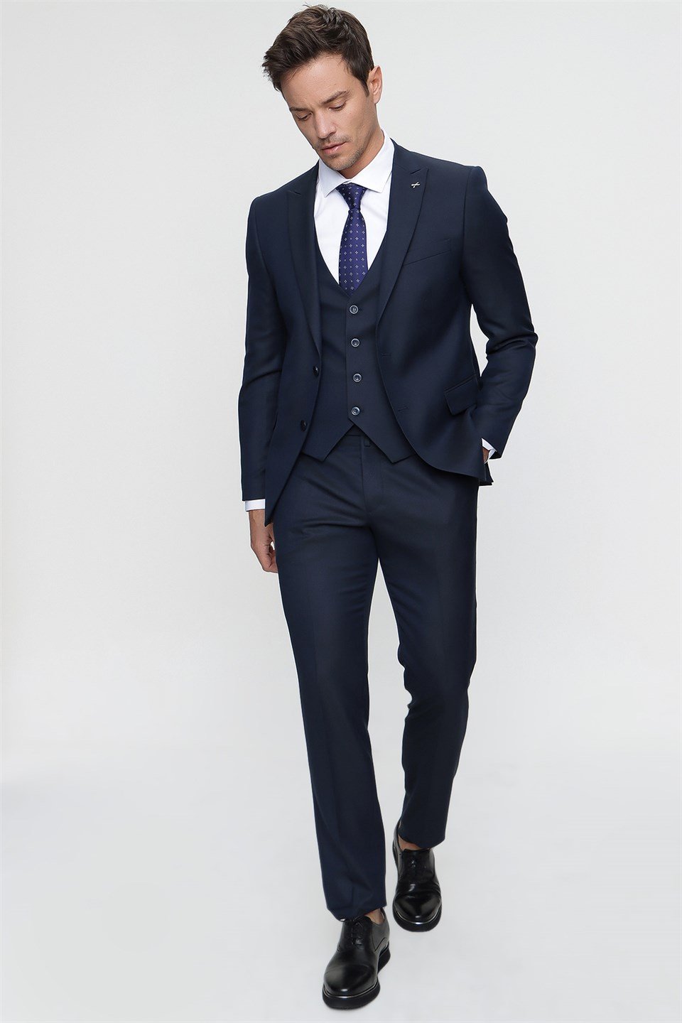  Morven Erkek Saks Mavisi Slim Fit Dar Kesim Jakarlı Yelekli 6 Drop Takım Elbise
