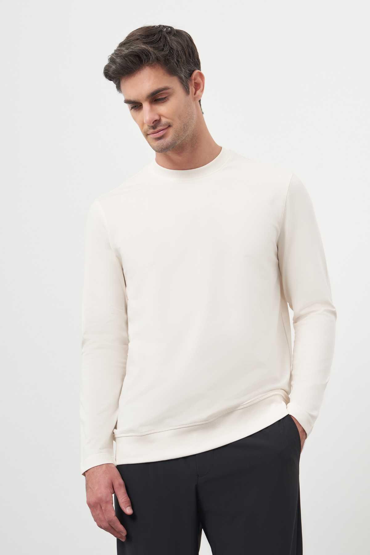 Morven Erkek Kremrengi Basic Dynamic Fit Bisiklet Yaka Sweet Shirt