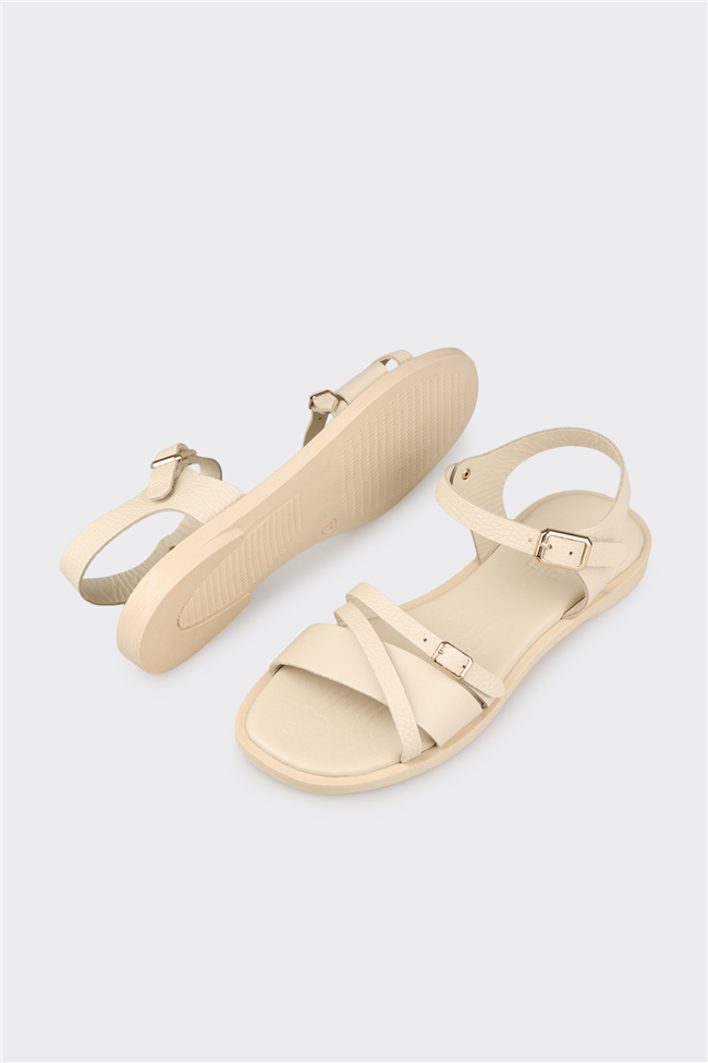 Bej Deri Kadın Düz Sandalet