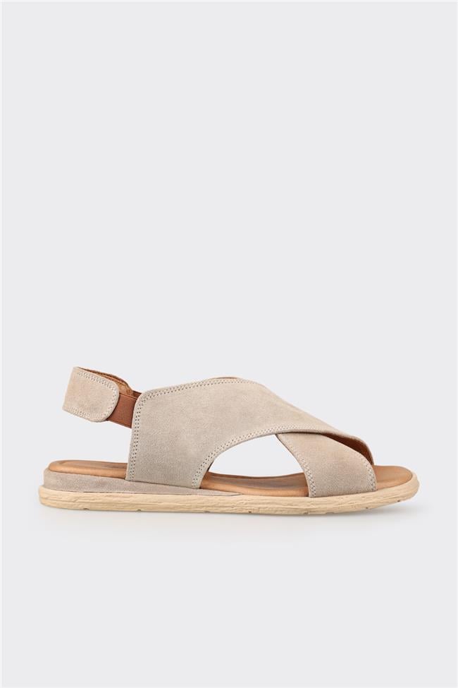 Bej Deri Kadın Düz Sandalet